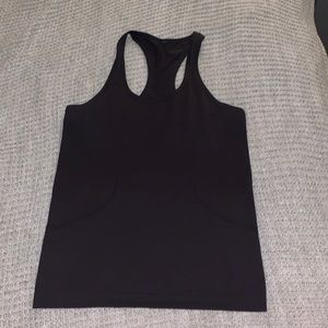Selling a 2.0 inch lulu tank.
